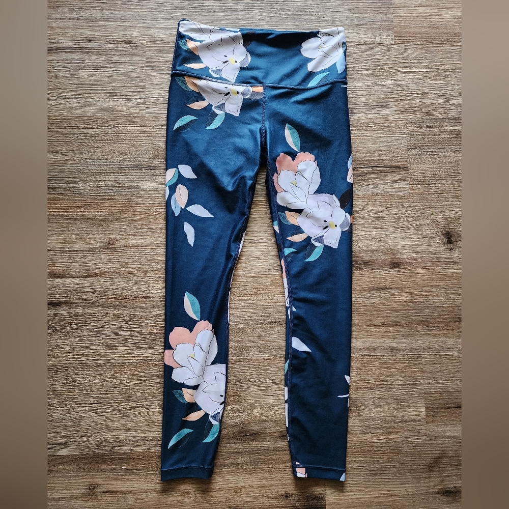 Athleta Elation Floral Leggings Size Small 7/8 Length